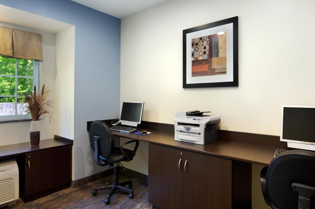 Microtel Inn & Suites Bath Luaran gambar